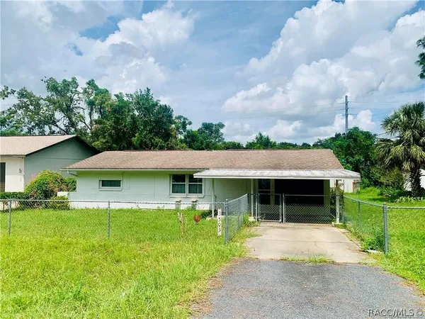 $1,200 | 3503 East Suzie Lane, Inverness, FL 34453