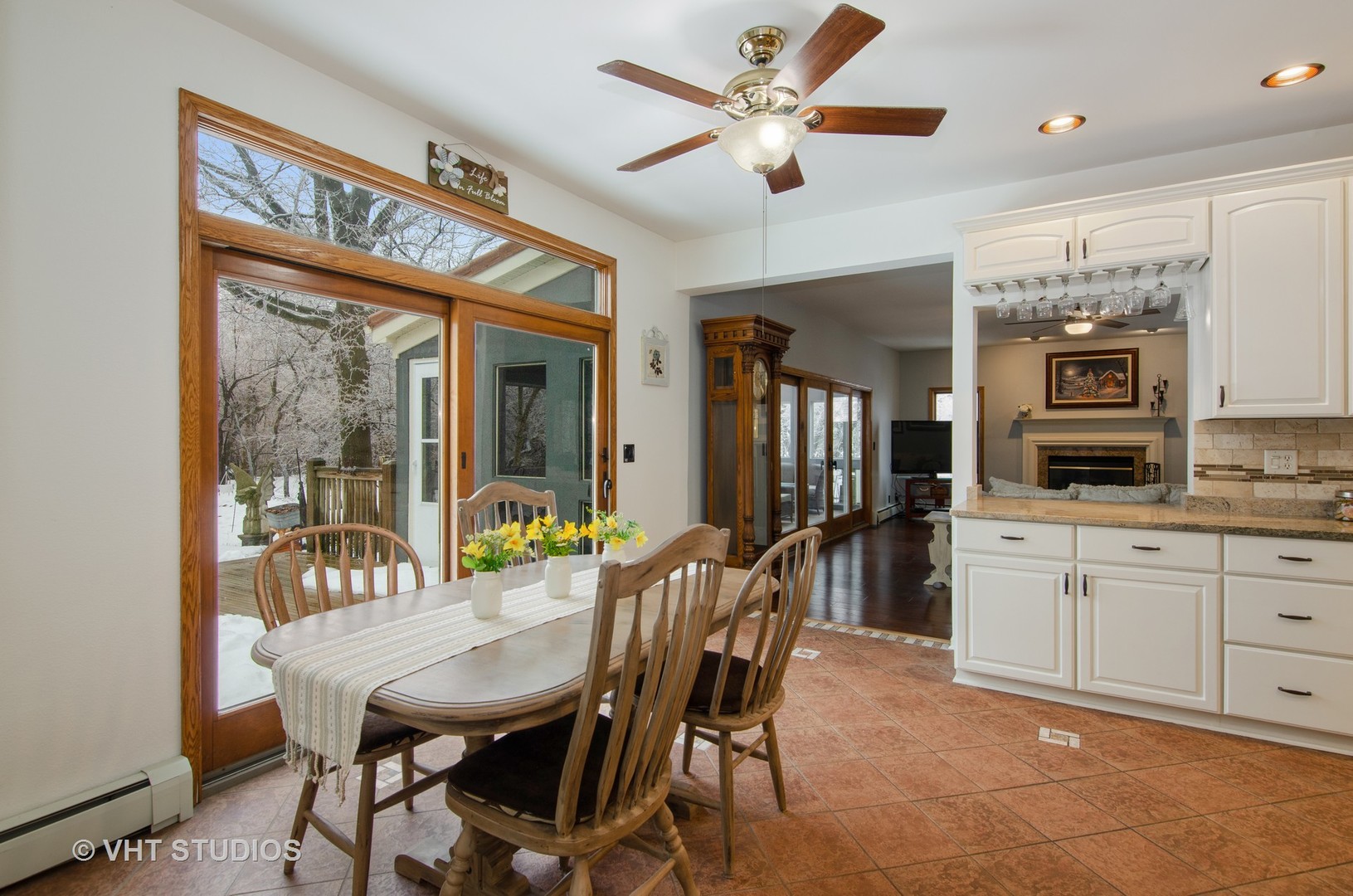 8N664 Edgewood Road Elgin, IL 60124 - Photo 13 of 47
