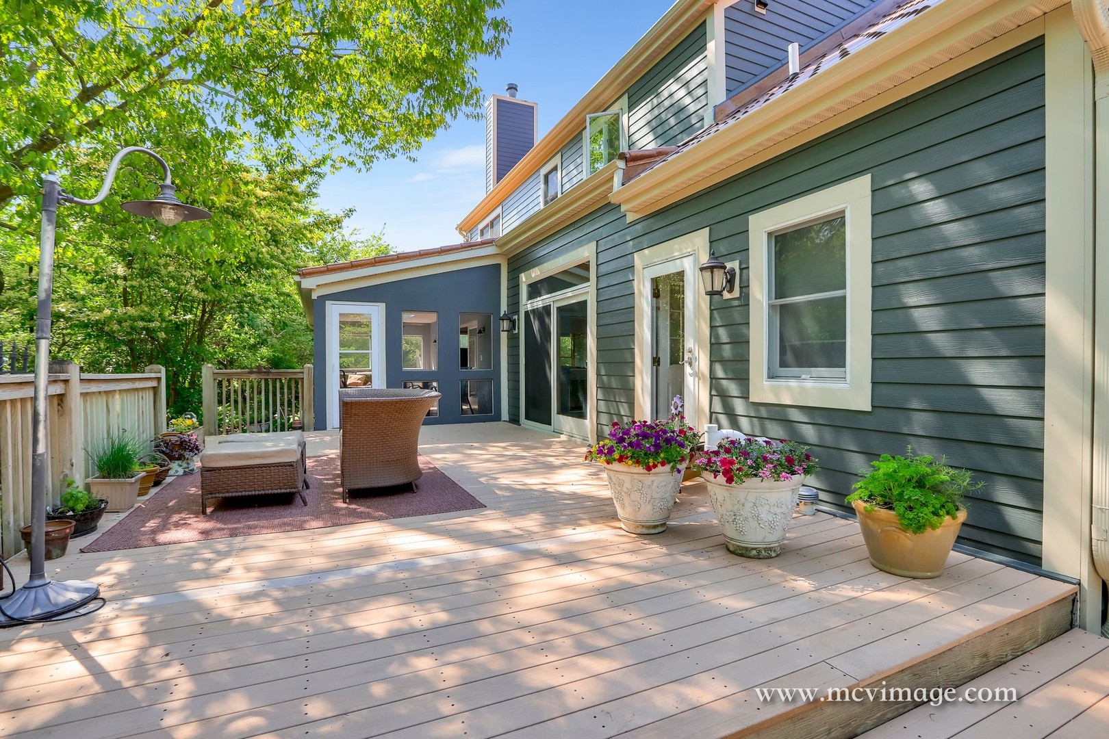 8N664 Edgewood Road Elgin, IL 60124 - Photo 31 of 47