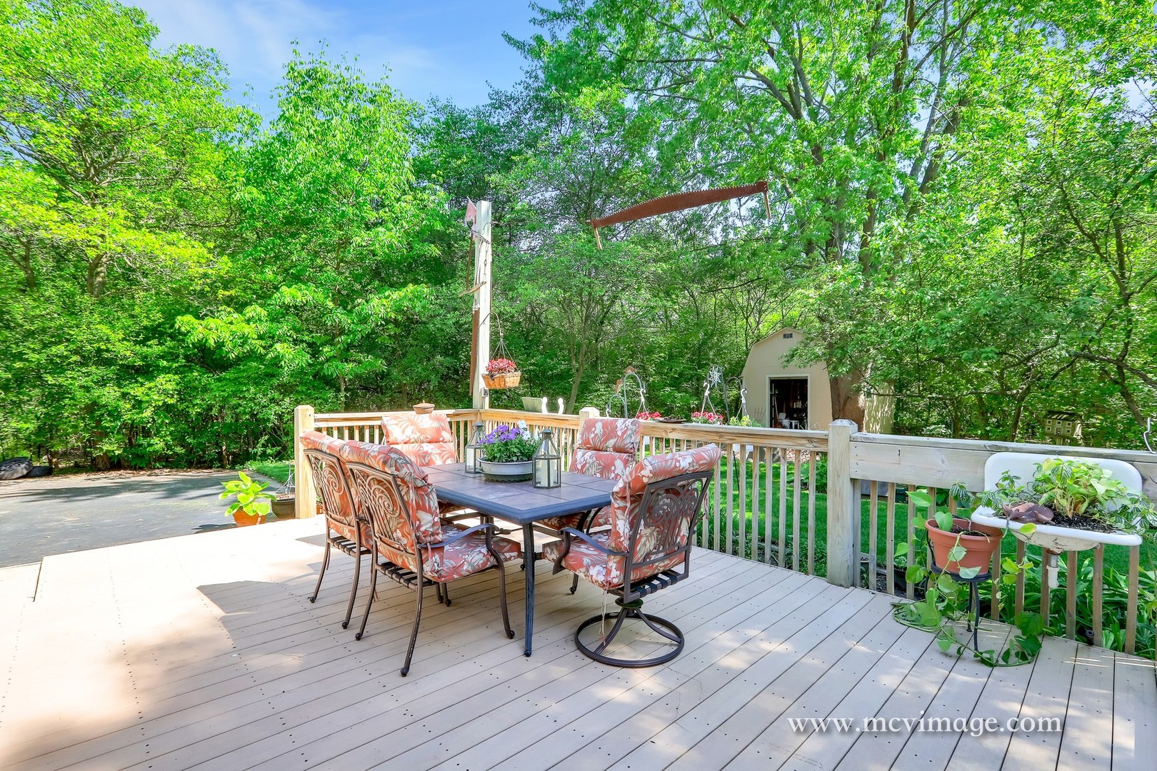 8N664 Edgewood Road Elgin, IL 60124 - Photo 33 of 47