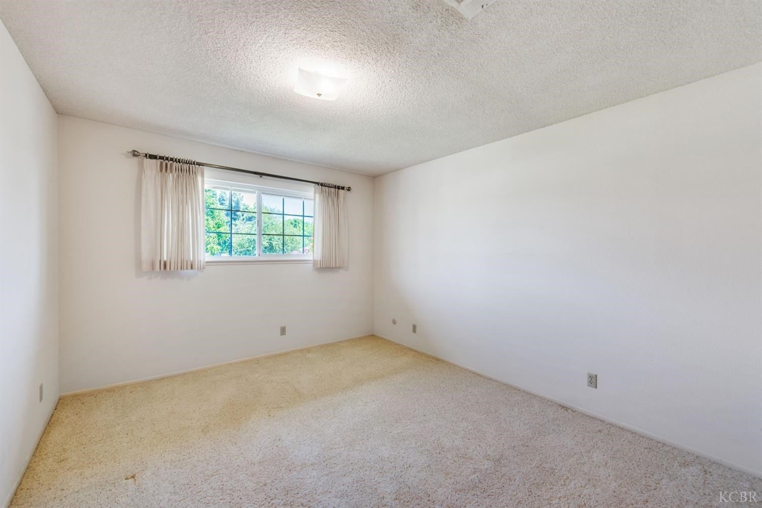 77 West Spring Lane Lemoore, CA 93245 - Photo 27 of 32 Gallery Image 27
