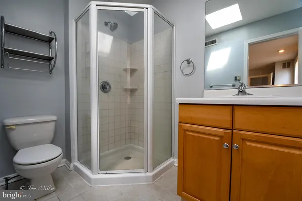 $2,400 | 335 South Ann Street, Baltimore, MD 21231