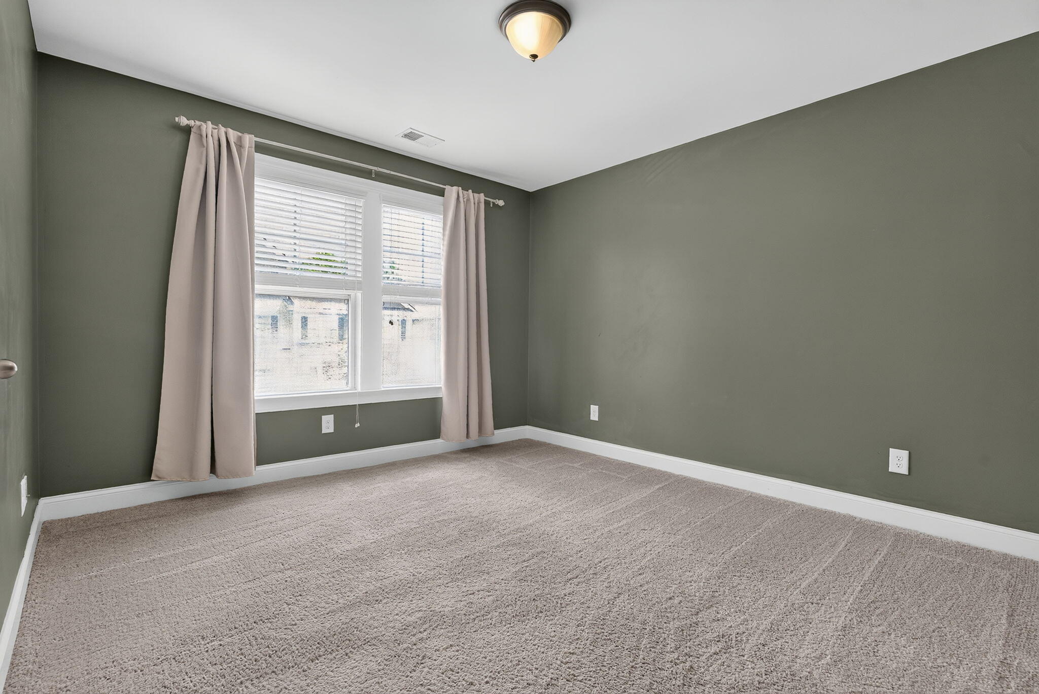 4118 Rigsby Lane Charleston, SC 29414 - Photo 21 of 28 21-web-or-mls-Barclay Media Co. -16