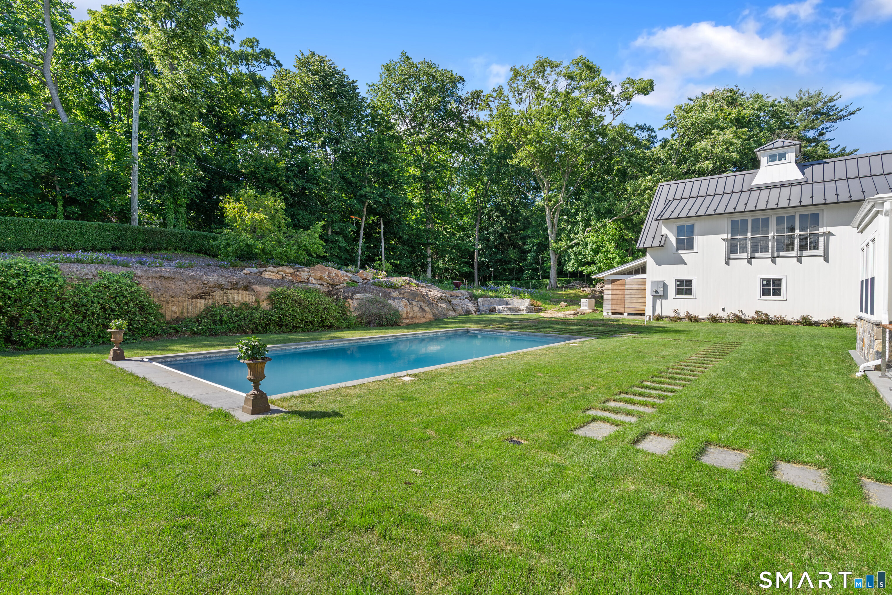 244 Pine Orchard Road Branford, CT 06405 - Photo 5 of 36