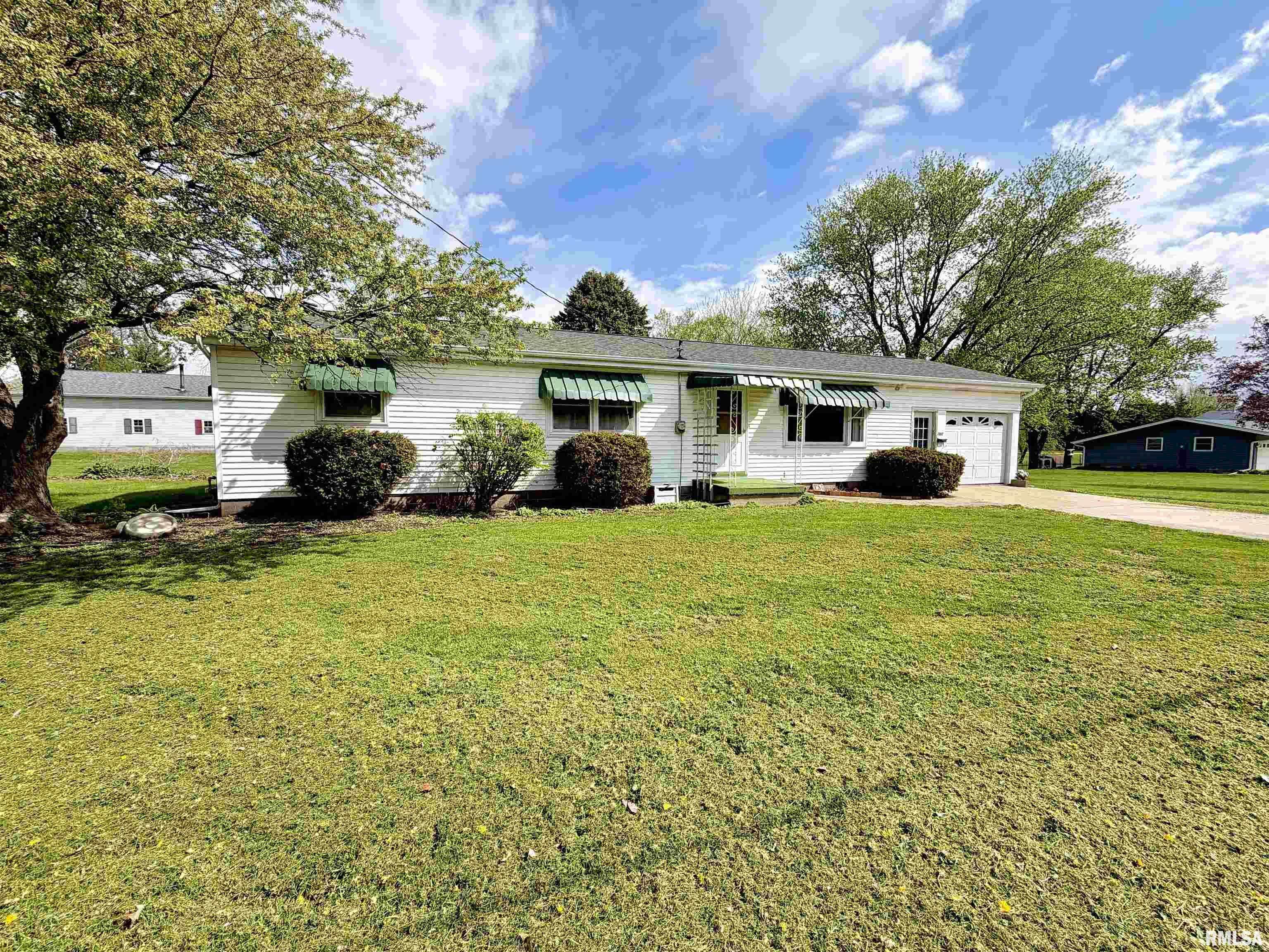 760 Southeast 1st Street Galva, IL 61434 - Photo 2 of 20