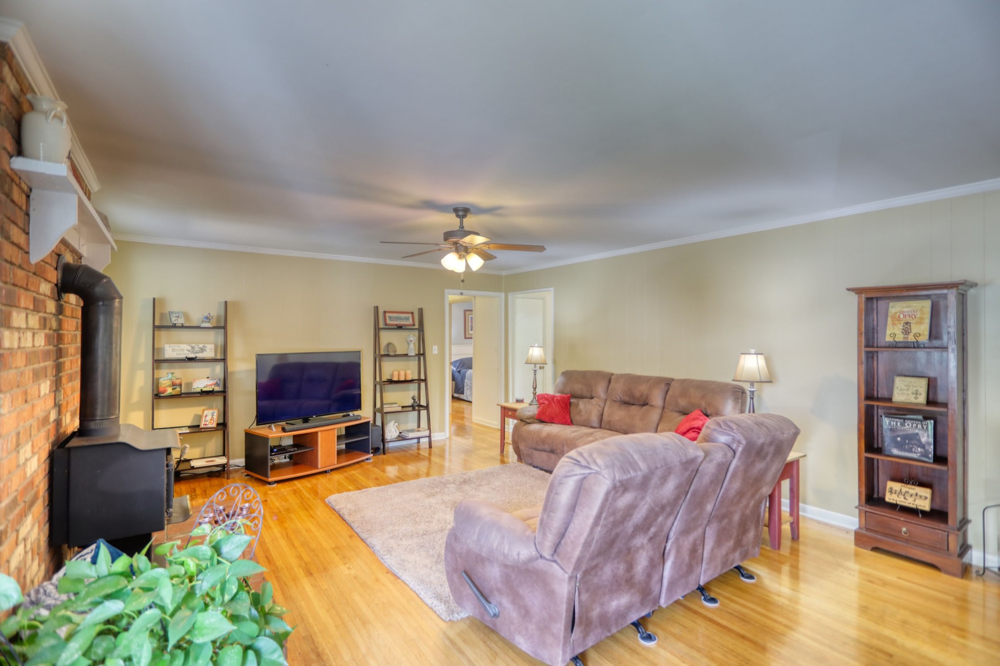 4644 East Robertson Road Cross Plains, TN 37049 - Photo 14 of 56 a living room with furniture and a flat screen tv