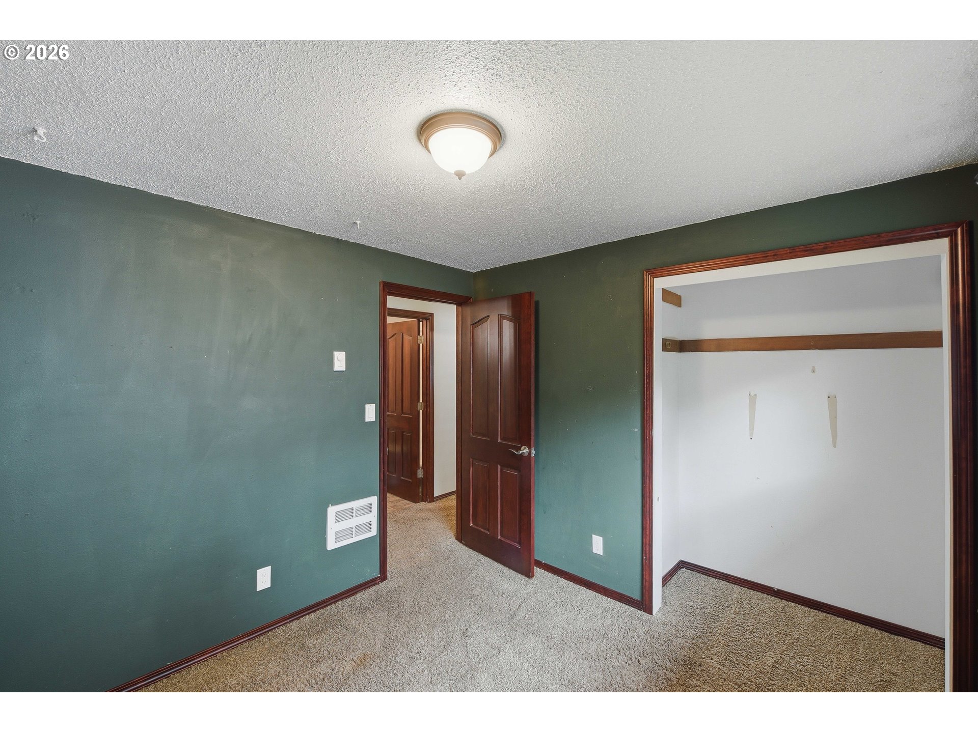 955 State Street North Bend, OR 97459 - Photo 12 of 32