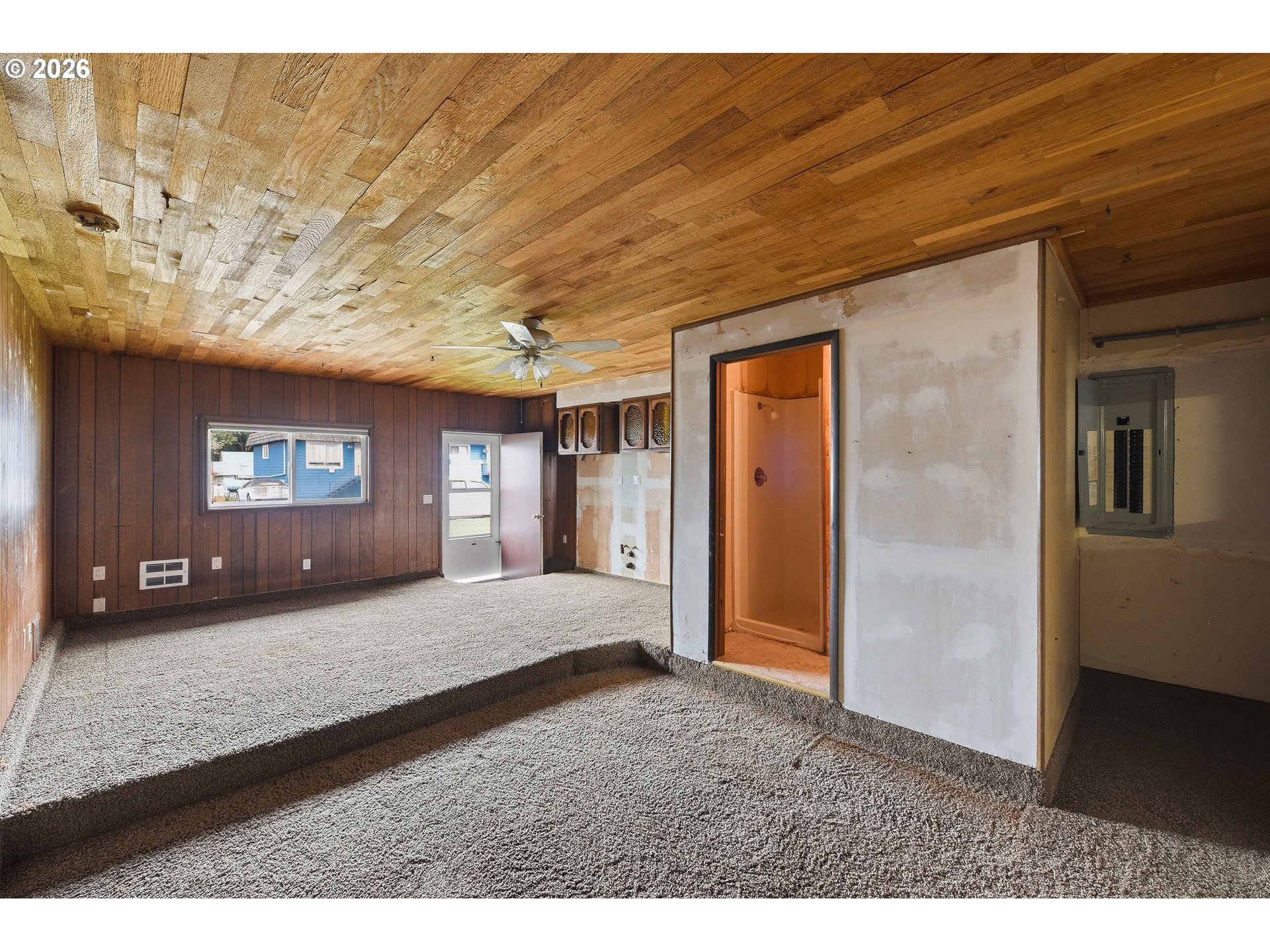 955 State Street North Bend, OR 97459 - Photo 22 of 32