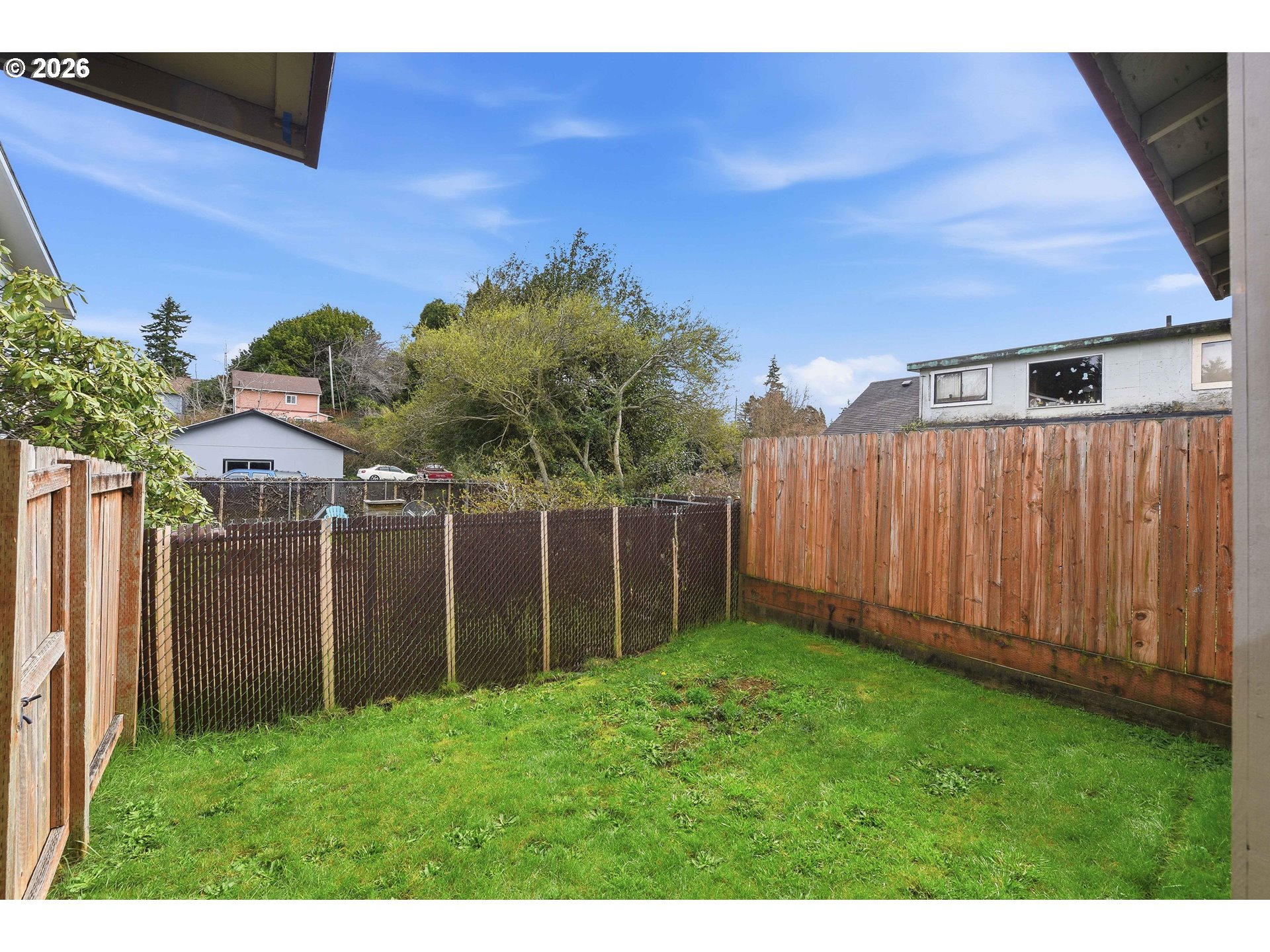 955 State Street North Bend, OR 97459 - Photo 25 of 32