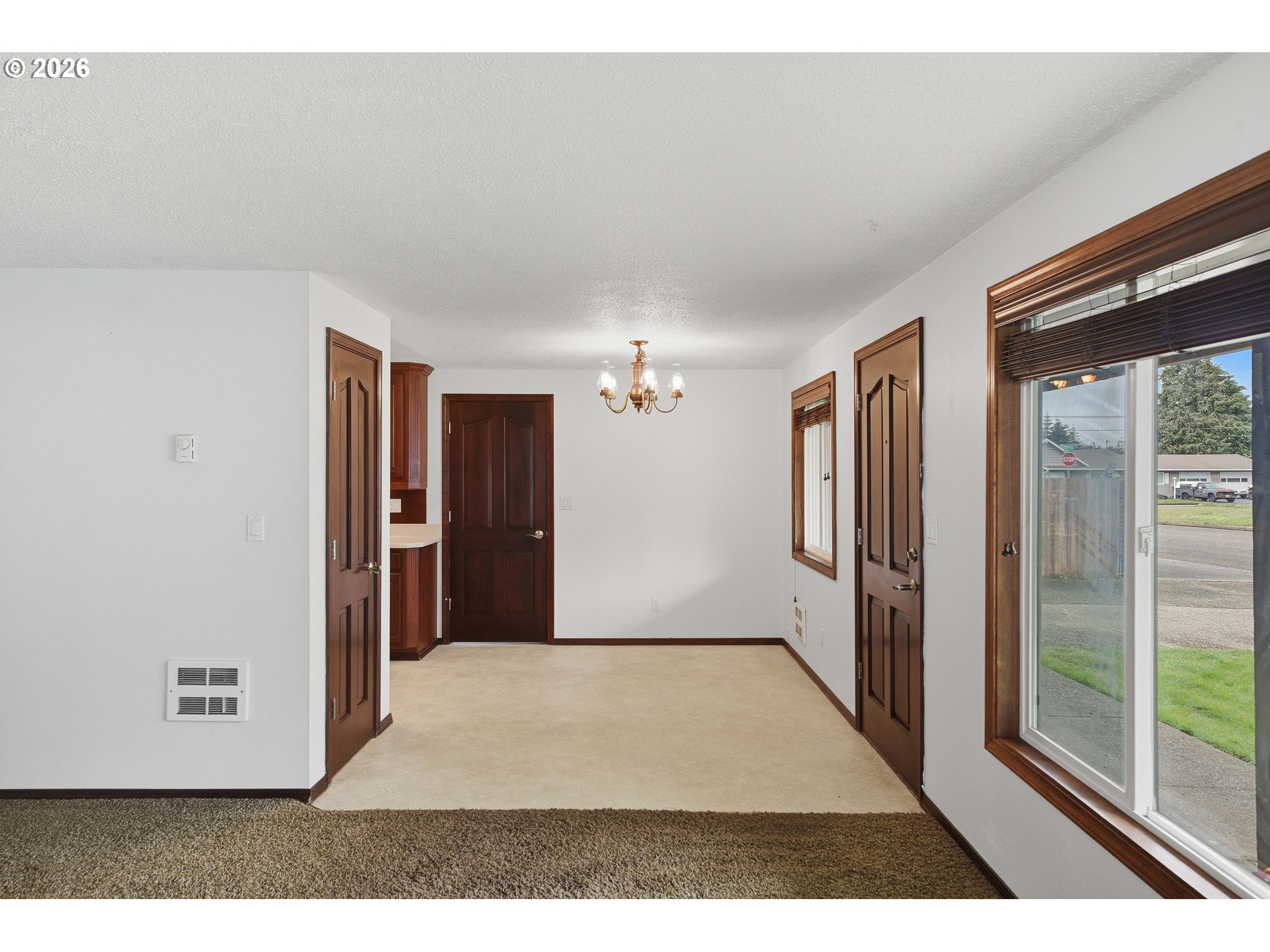 955 State Street North Bend, OR 97459 - Photo 7 of 32