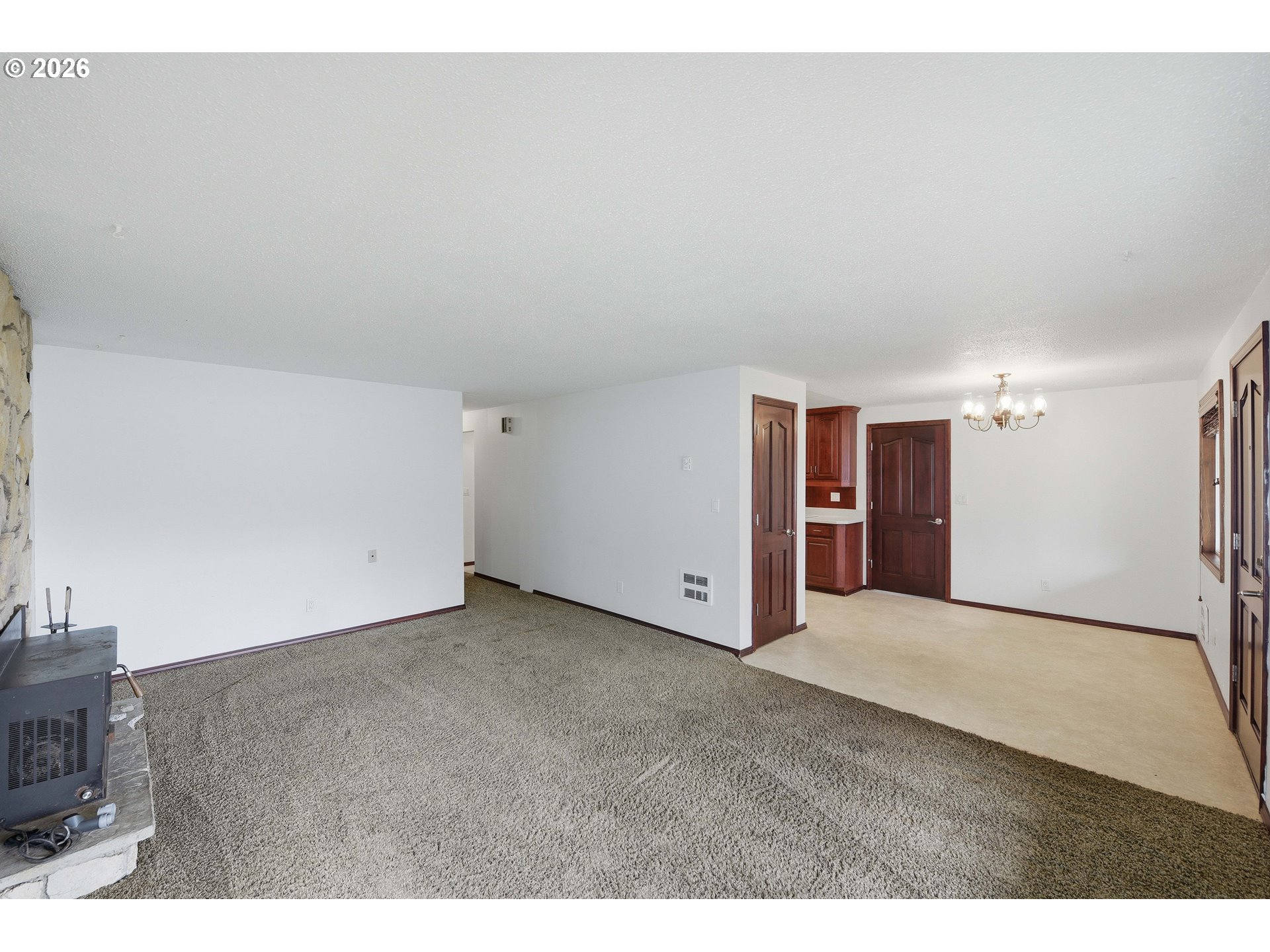 955 State Street North Bend, OR 97459 - Photo 9 of 32