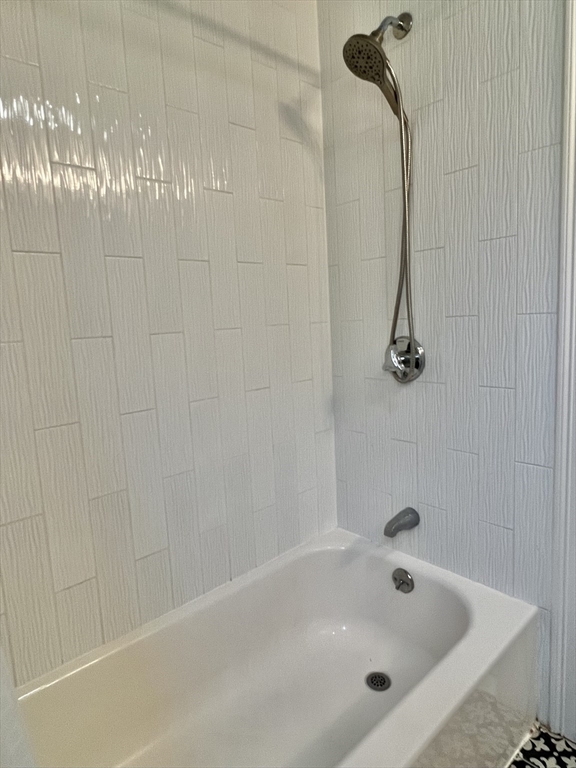 85 Alba Road Wellesley, MA 02481 - Photo 14 of 24