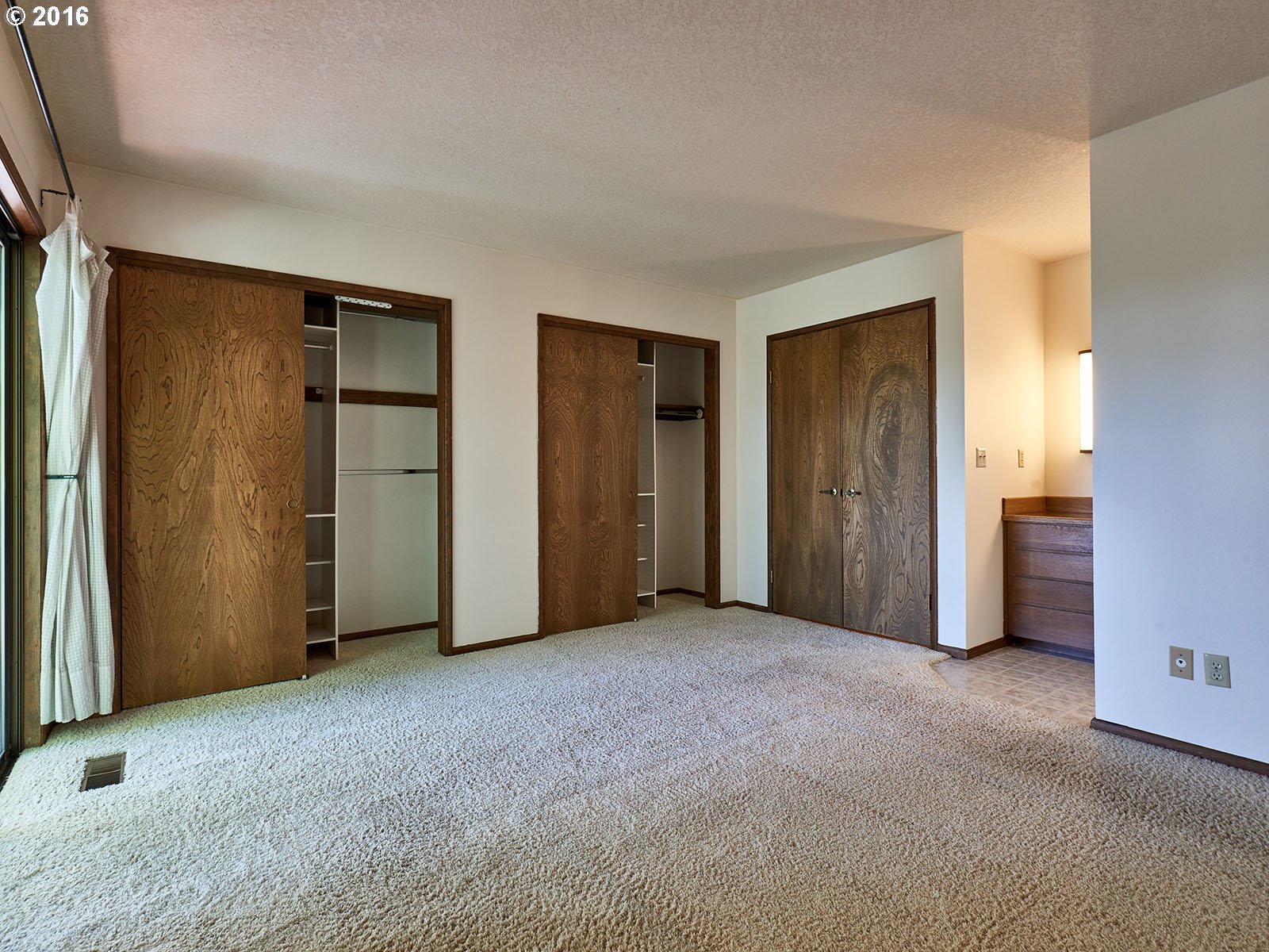 31010 Southwest Riverlane Road West Linn, OR 97068 - Photo 28 of 28 Gallery Image 28