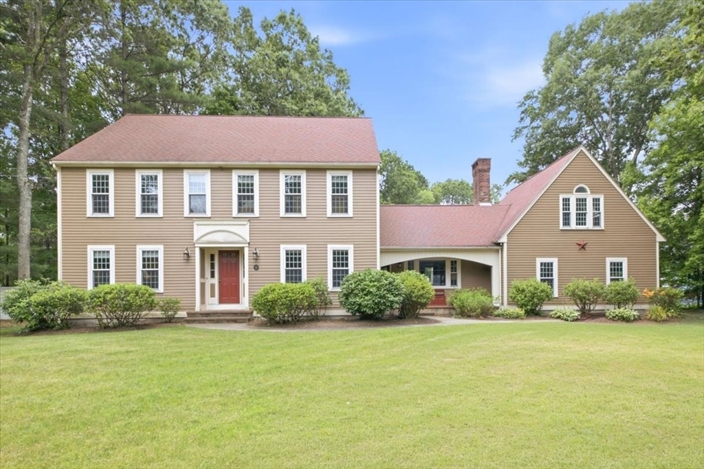 36 Wagon Road Walpole, MA 02081 - Photo 1 of 42