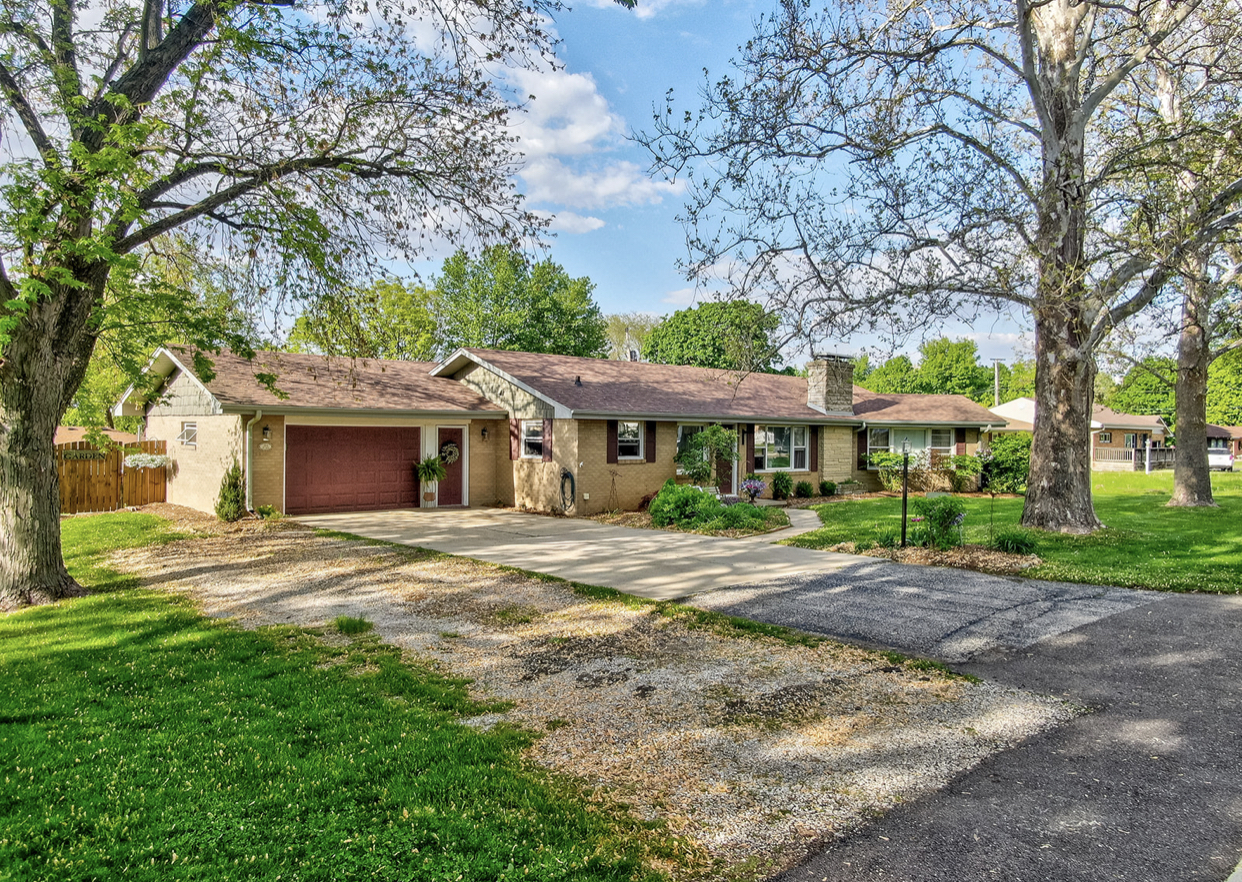 1104 4h Road Ottawa, IL 61350 - Photo 2 of 25