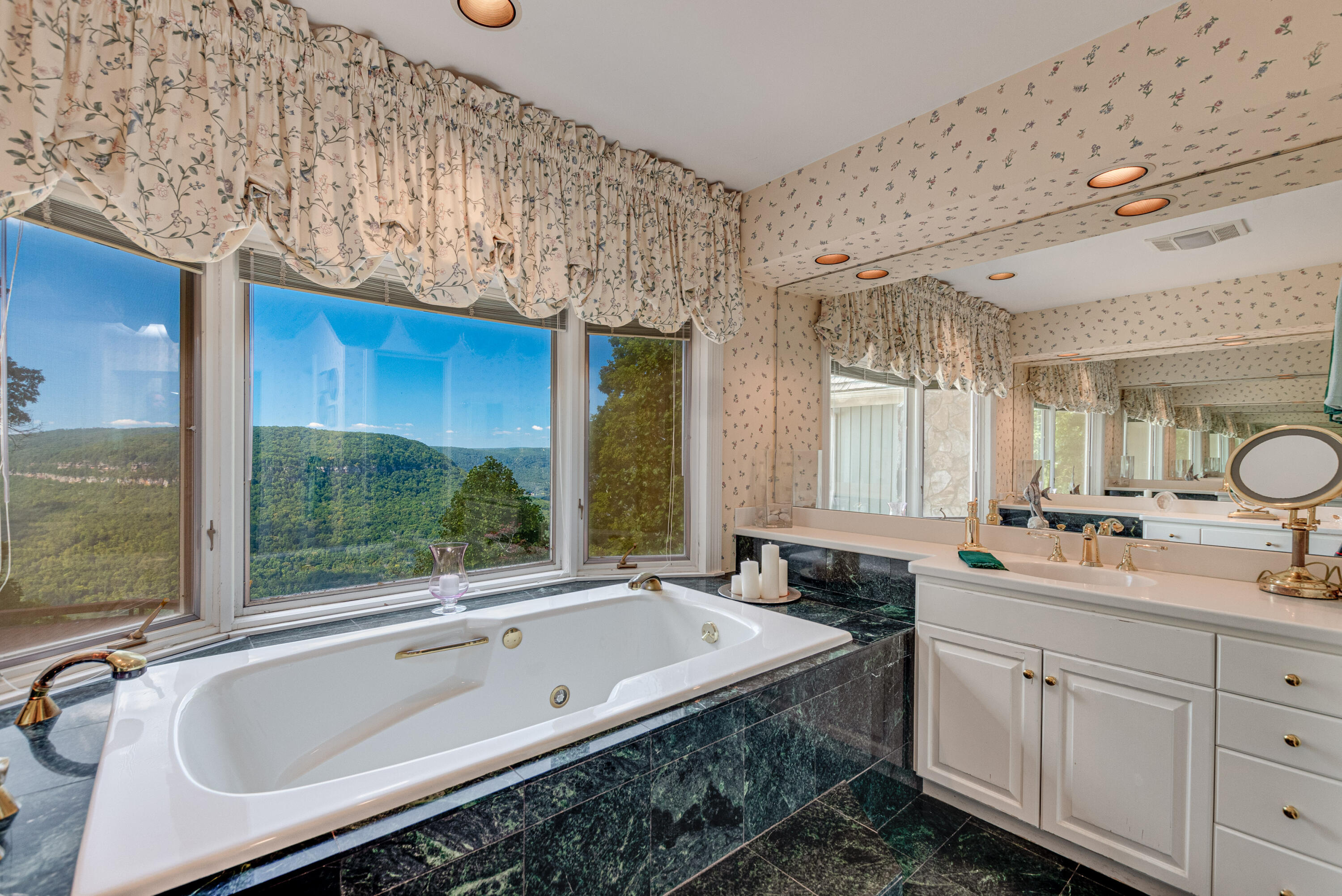 1135 Healing Springs Road Chattanooga, TN 37419 - Photo 41 of 76 1135 Healing Springs Rd-35