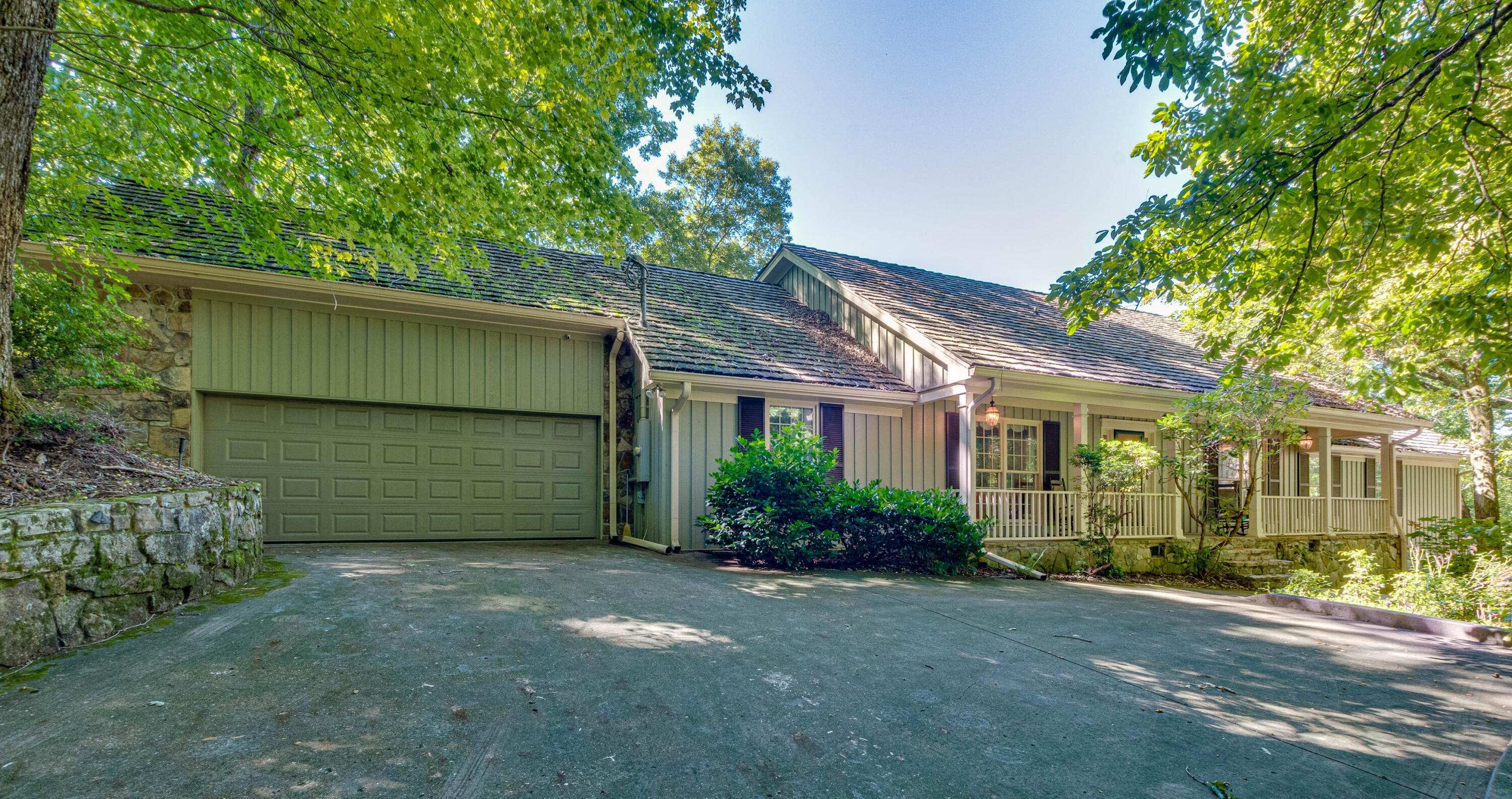 1135 Healing Springs Road Chattanooga, TN 37419 - Photo 54 of 76 1135 Healing Springs Rd exteriors-2b