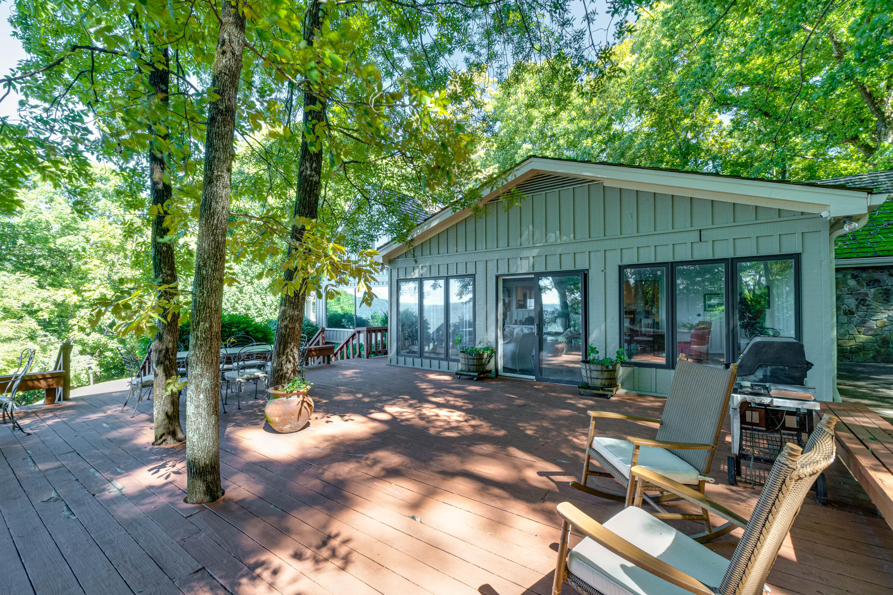 1135 Healing Springs Road Chattanooga, TN 37419 - Photo 65 of 76 1135 Healing Springs Rd exteriors-17