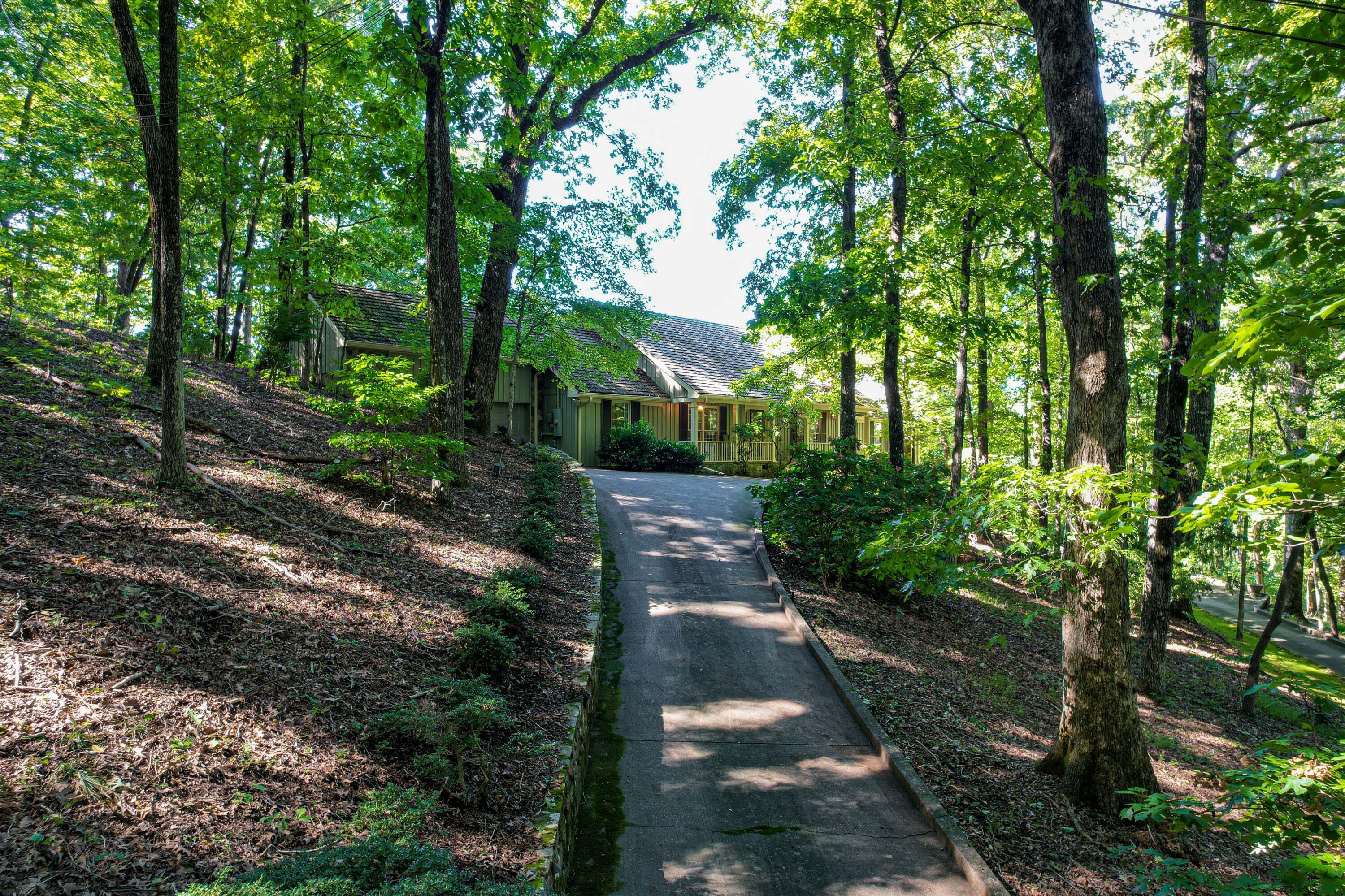 1135 Healing Springs Road Chattanooga, TN 37419 - Photo 71 of 76 1135 Healing Springs Rd exteriors-27