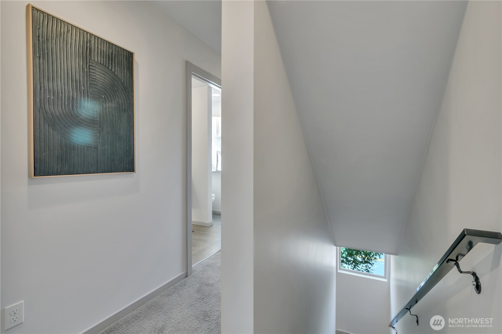 5008 Fauntleroy Way Southwest, Unit B Seattle, WA 98136 - Photo 12 of 36