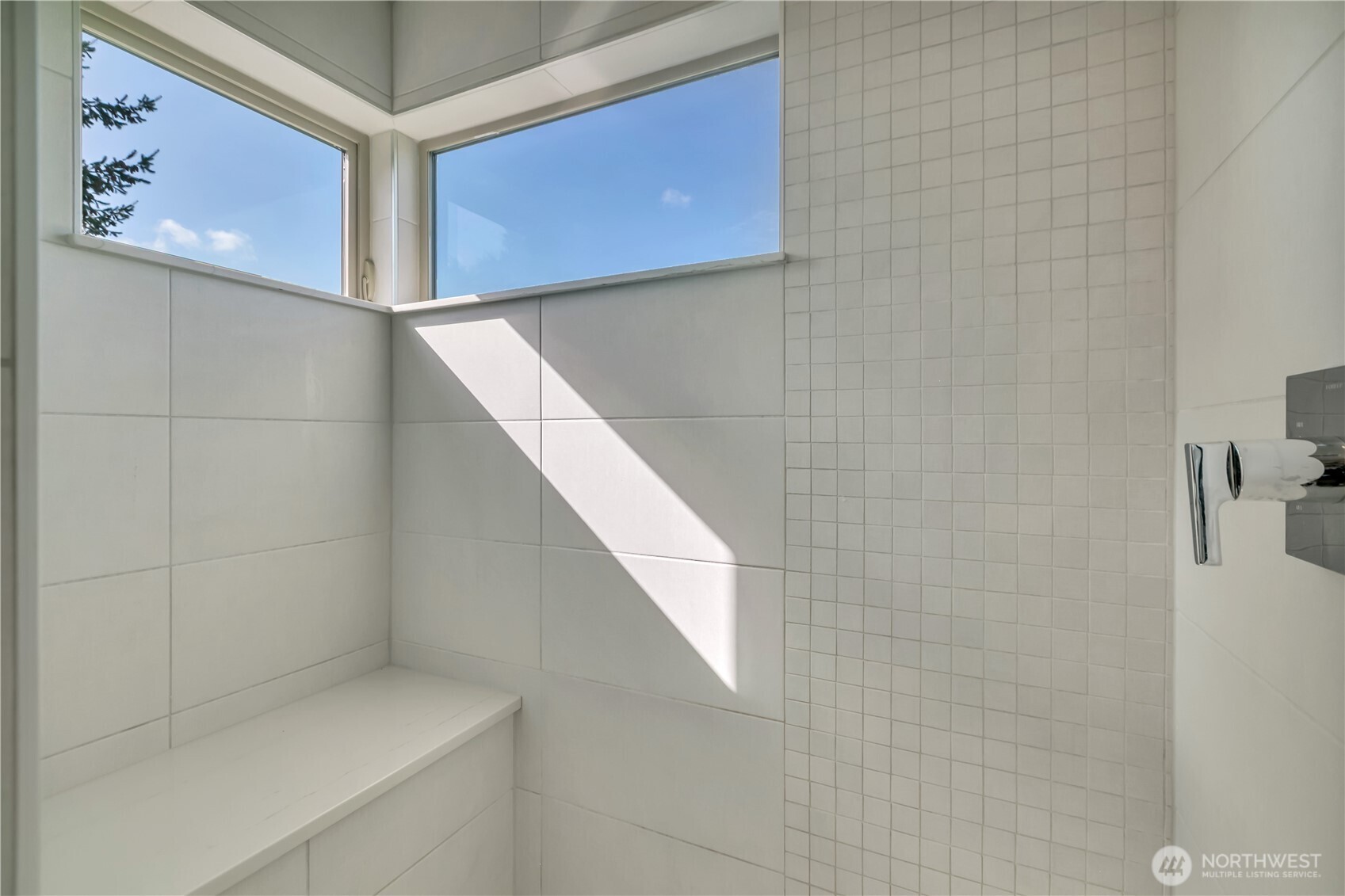 5008 Fauntleroy Way Southwest, Unit B Seattle, WA 98136 - Photo 16 of 36