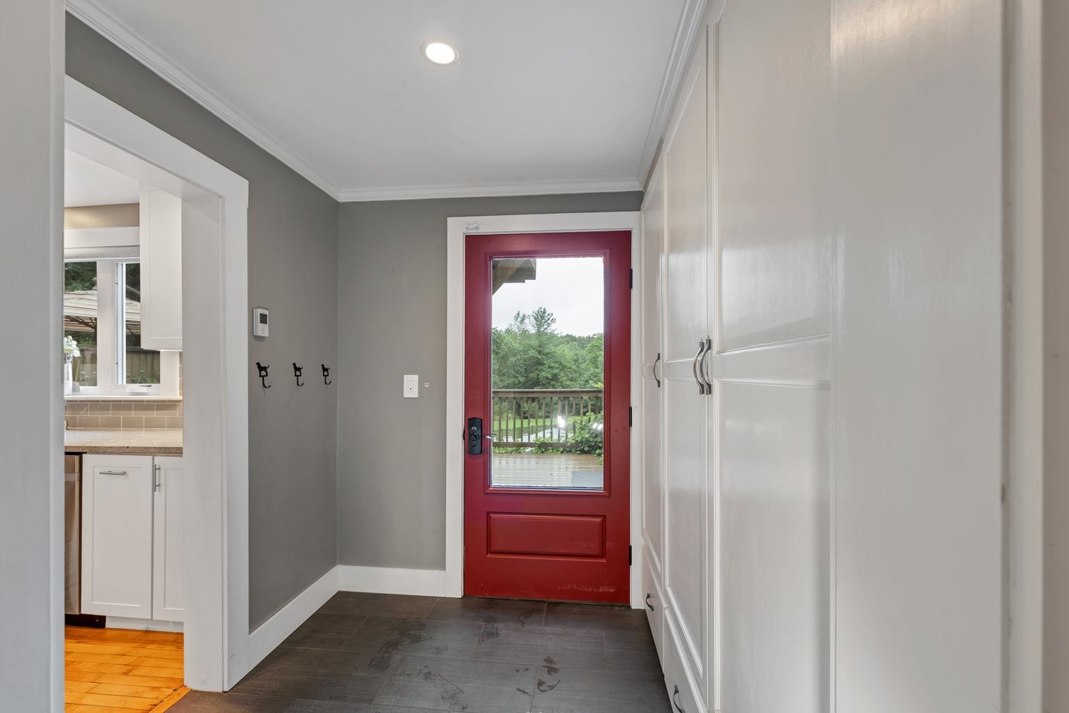 98 Old Post Road Kittery, ME 03904 - Photo 22 of 34