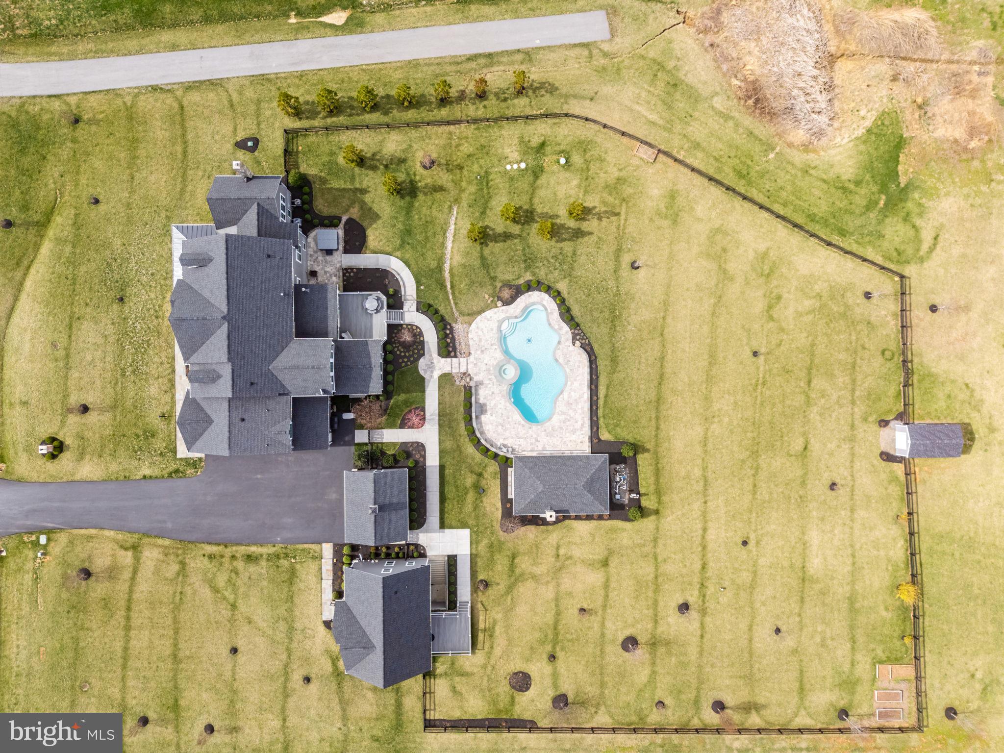 18482 Wild Raspberry Drive Purcellville, VA 20132 - Photo 15 of 143