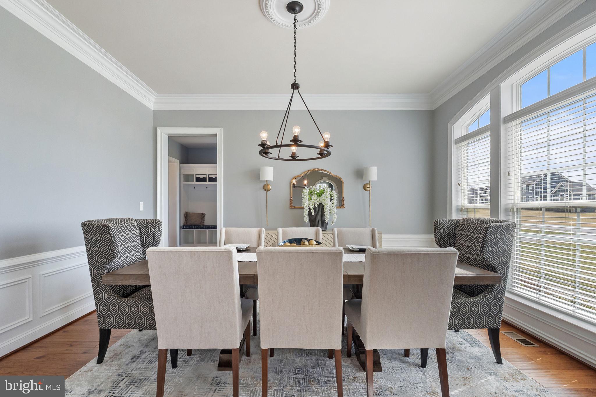 18482 Wild Raspberry Drive Purcellville, VA 20132 - Photo 22 of 143 dining room