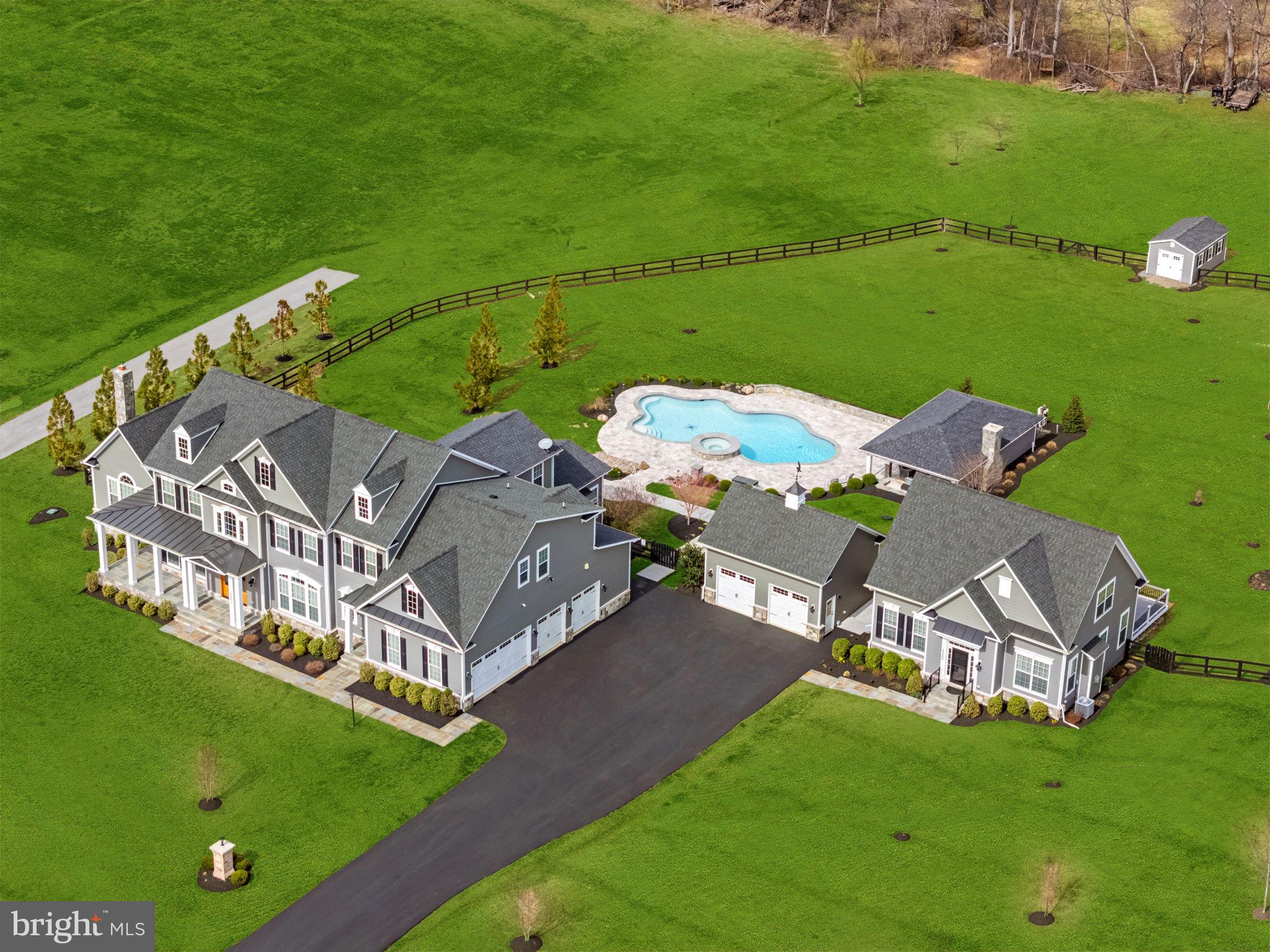 18482 Wild Raspberry Drive Purcellville, VA 20132 - Photo 3 of 143