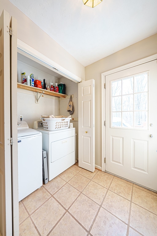 23 Cedar Farms Road Medway, MA 02053 - Photo 12 of 39