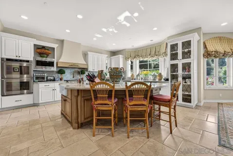 $6,495,000 | 6253 Clubhouse Drive, Rancho Santa Fe, CA 92067