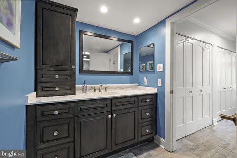$325,000 | 1704 North Park Drive, Unit 512, Wilmington, DE 19806