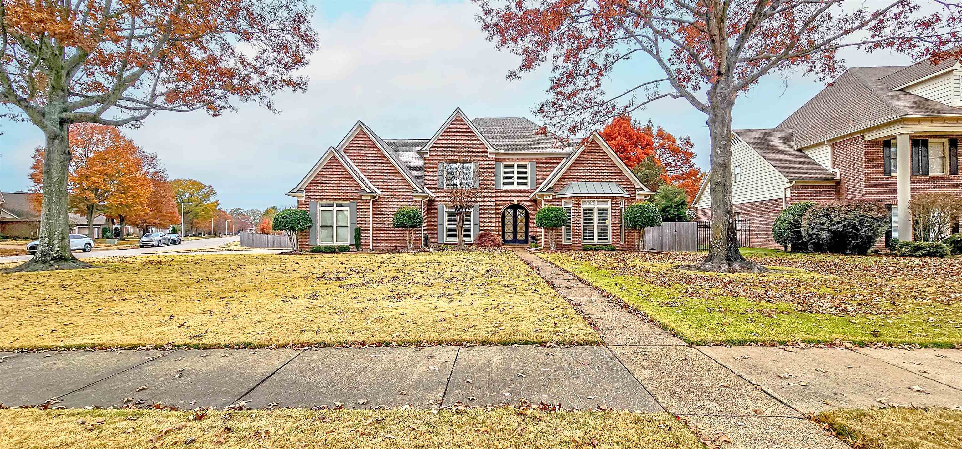 1715 John Ridge Drive Collierville, TN 38017 - Photo 2 of 37 Gorgeous Curb Appeal To Enjoy All Year Long, Throughout The Seasons!