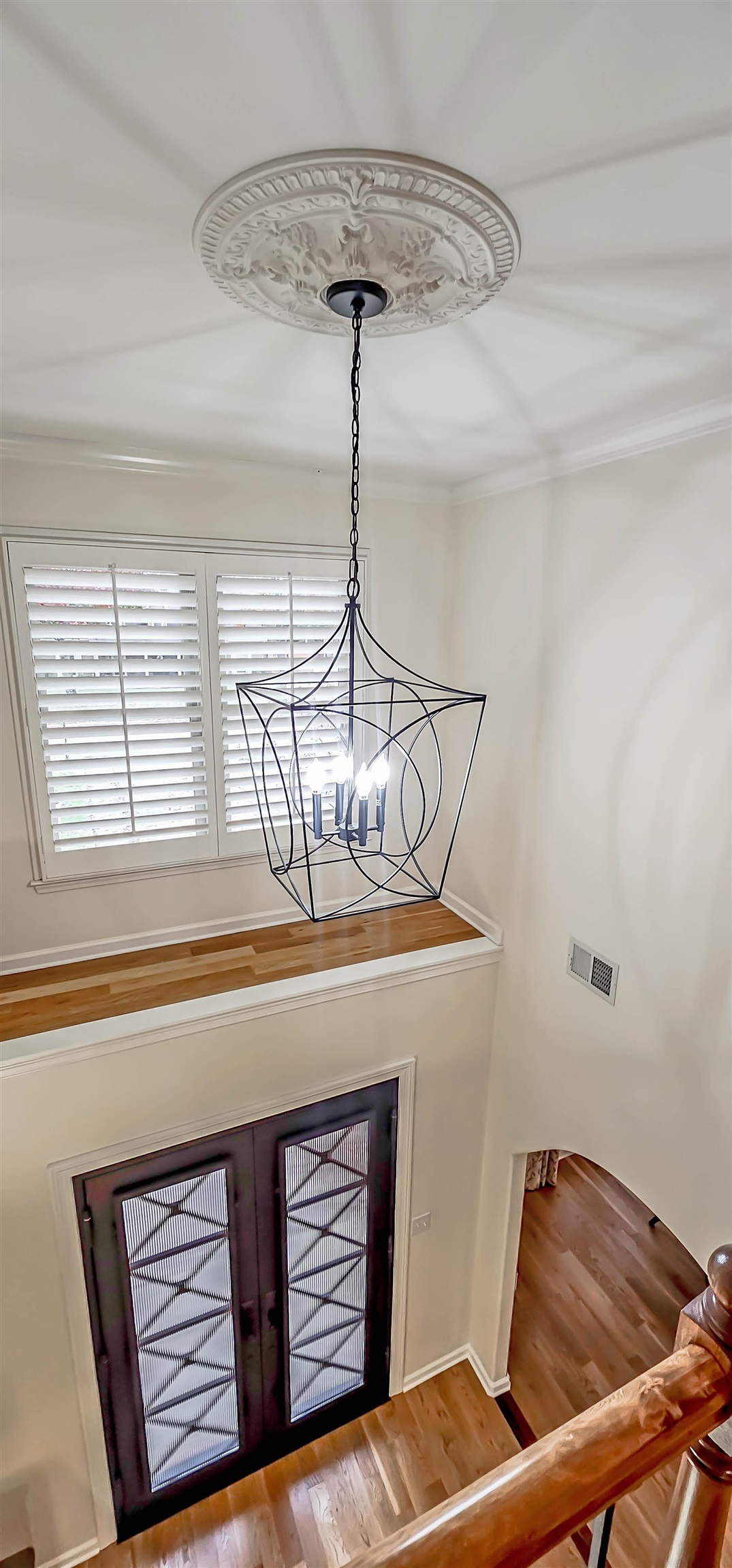 1715 John Ridge Drive Collierville, TN 38017 - Photo 25 of 37 Inviting Foyer with Soaring Smooth Ceiling & Custom Chandelier & Hardwood Floor!