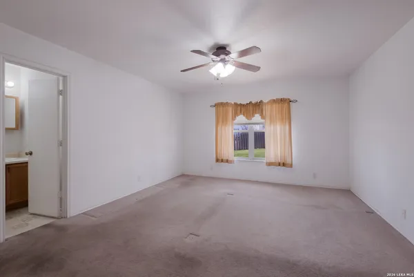 a view of empty room with window