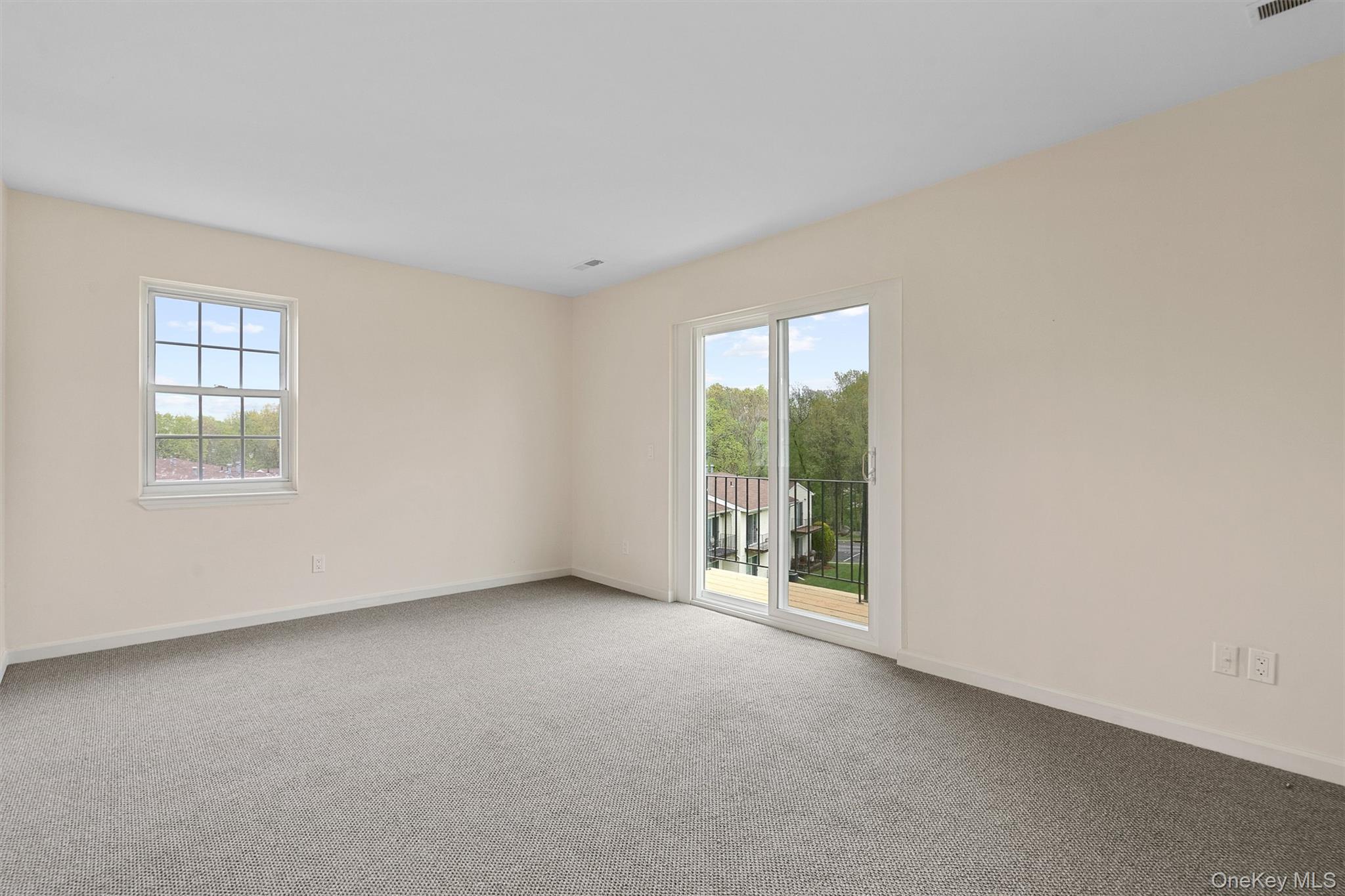 276 Temple Hill Road, Unit 1602 New Windsor, NY 12553 - Photo 14 of 29