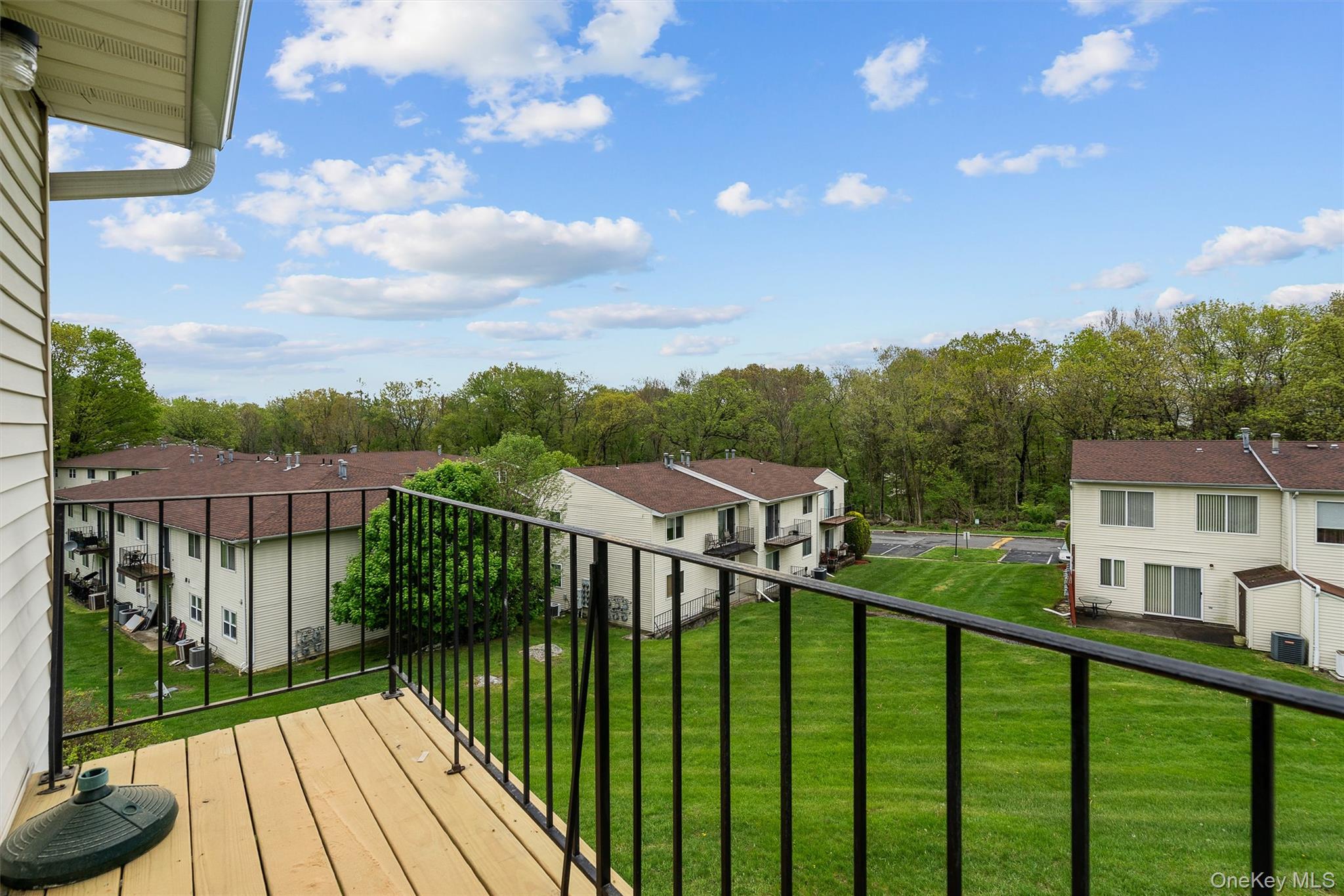 276 Temple Hill Road, Unit 1602 New Windsor, NY 12553 - Photo 16 of 29