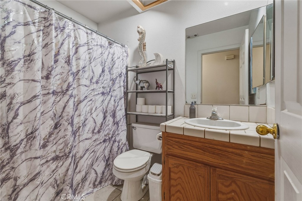 15072 Desert Star Road Apple Valley, CA 92307 - Photo 14 of 17