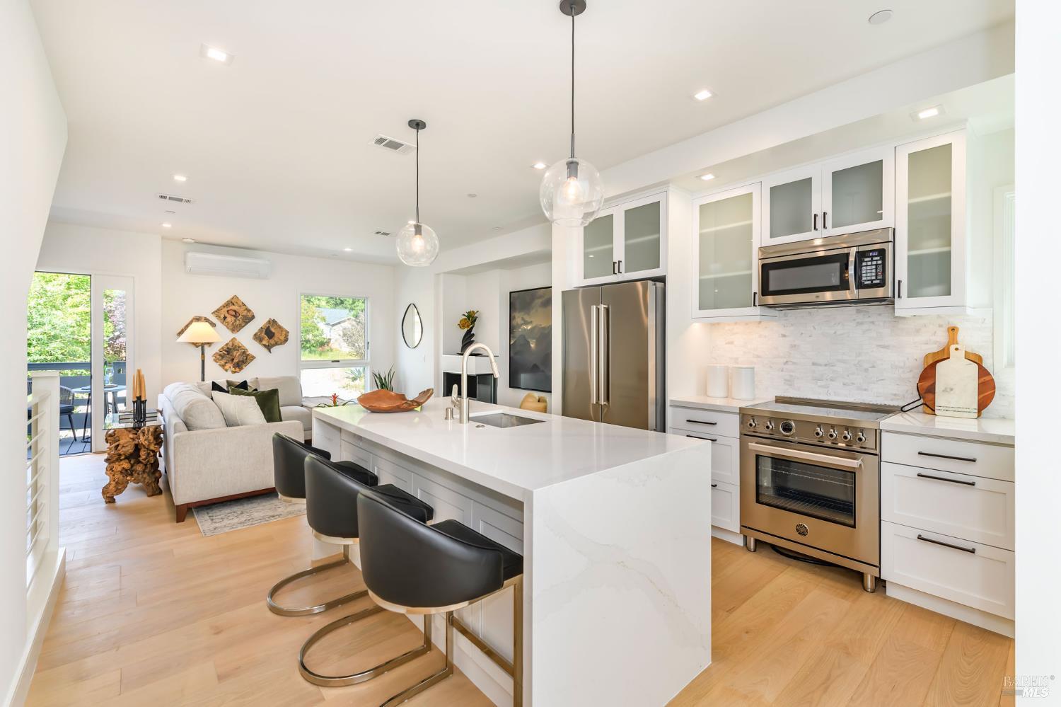 1116 Foster Road Napa, CA 94558 - Photo 4 of 26