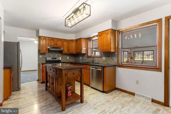 $399,900 | 857 Hancock Drive, Gettysburg, PA 17325