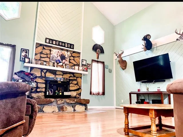 $279,000 | 201 Percy Lane, Brookfield, MO 64628