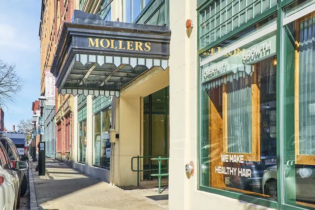 $259,900 | 23-33 Middle Street, Unit 6, Lowell, MA 01852