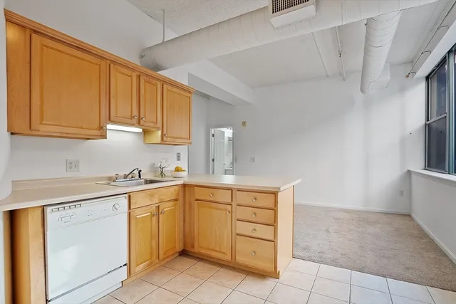 $259,900 | 23-33 Middle Street, Unit 6, Lowell, MA 01852