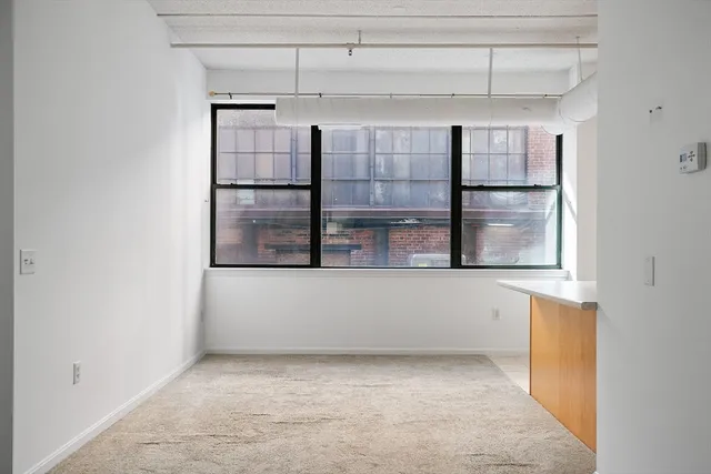 $259,900 | 23-33 Middle Street, Unit 6, Lowell, MA 01852