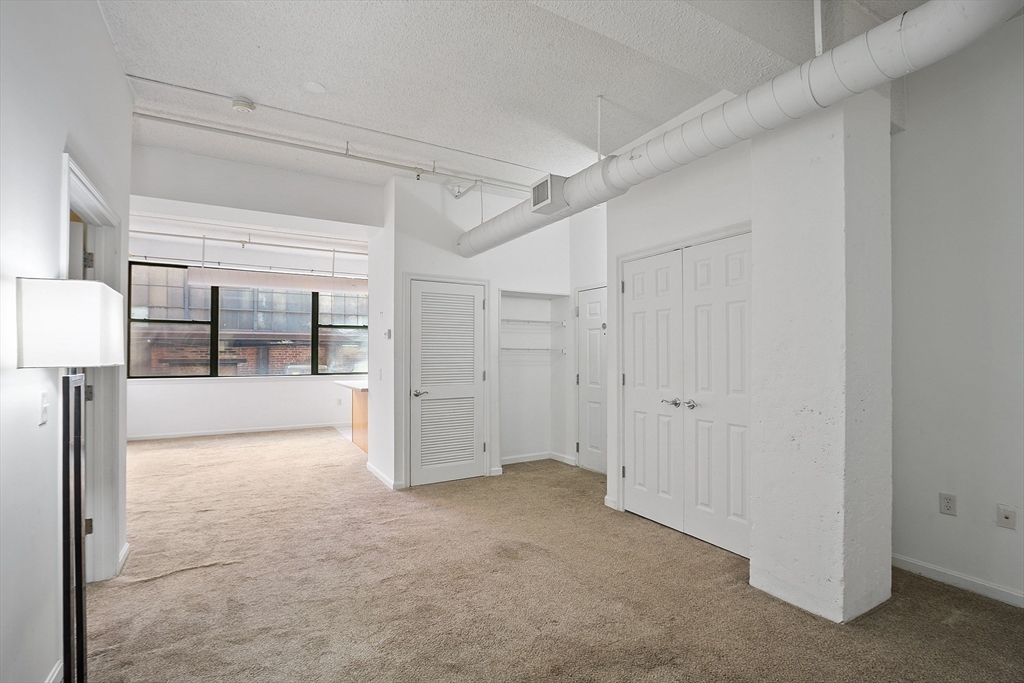 23-33 Middle Street, Unit 6 Lowell, MA 01852 - Photo 14 of 24