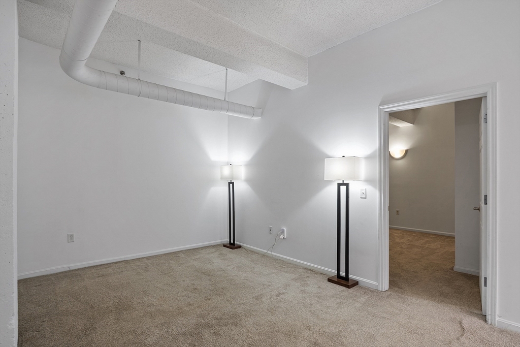 23-33 Middle Street, Unit 6 Lowell, MA 01852 - Photo 16 of 24