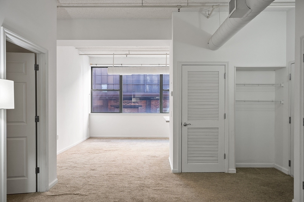 23-33 Middle Street, Unit 6 Lowell, MA 01852 - Photo 17 of 24