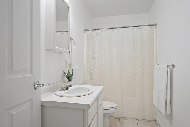 $259,900 | 23-33 Middle Street, Unit 6, Lowell, MA 01852