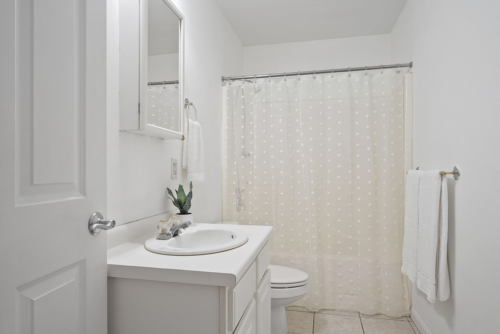 23-33 Middle Street, Unit 6 Lowell, MA 01852 - Photo 22 of 24