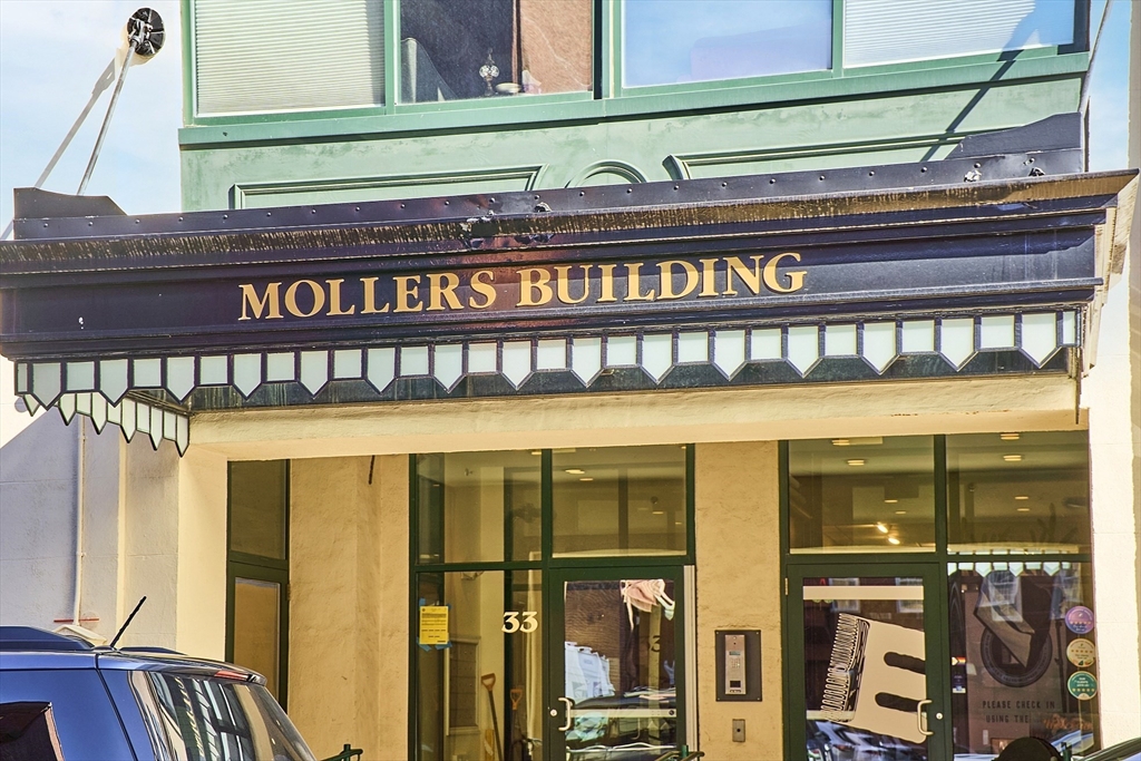 23-33 Middle Street, Unit 6 Lowell, MA 01852 - Photo 3 of 24